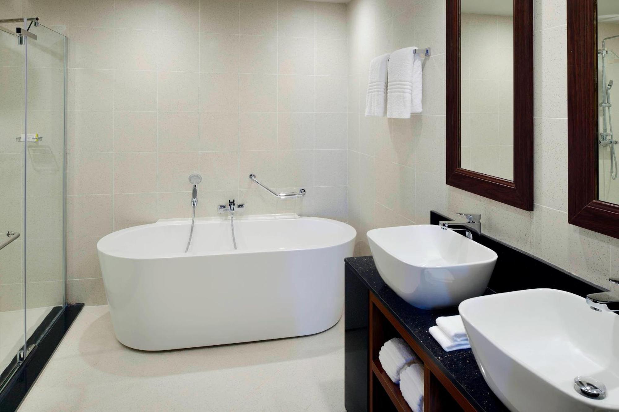 Marriott Executive Apartments Адис Абеба Екстериор снимка