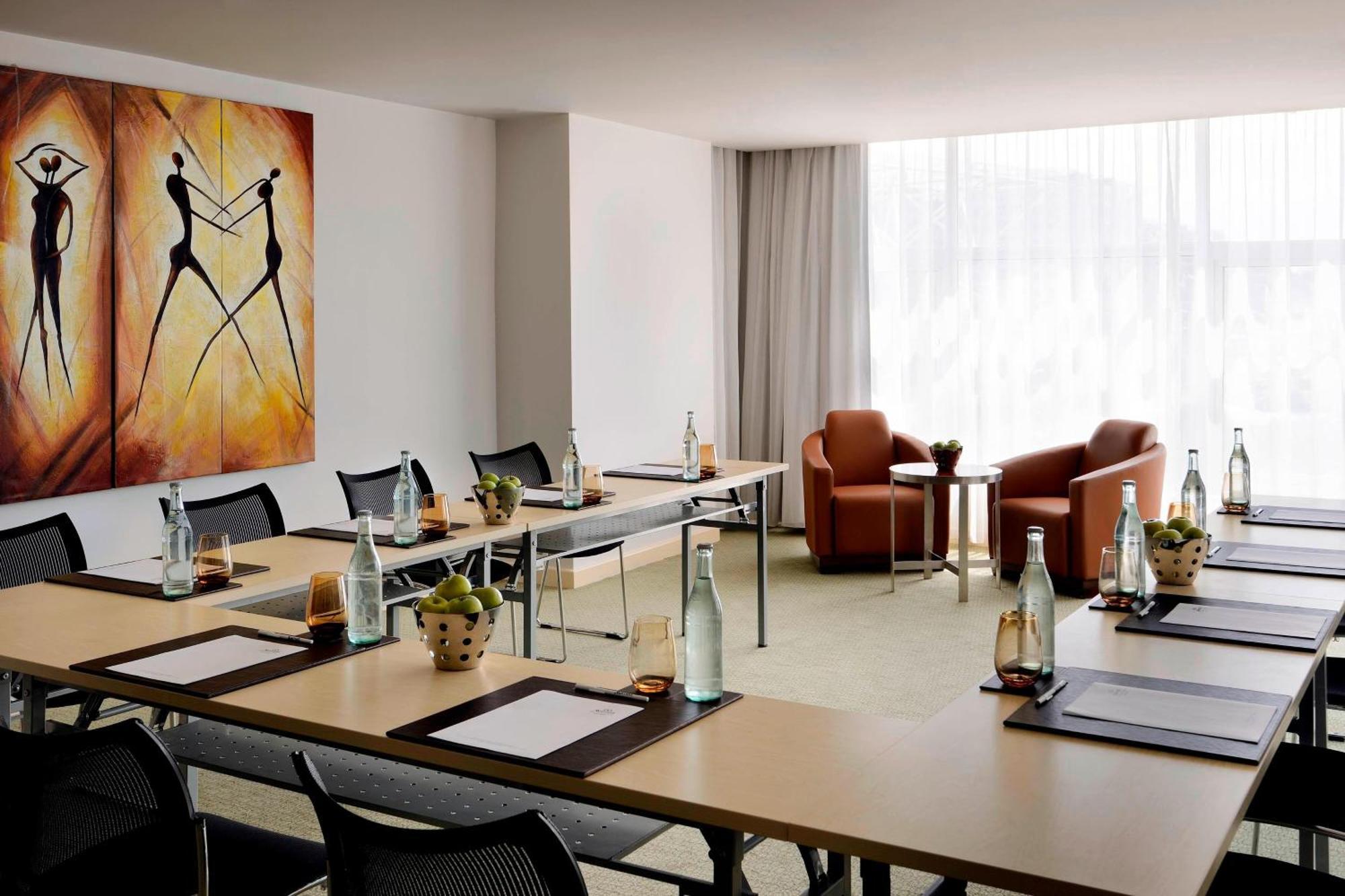 Marriott Executive Apartments Адис Абеба Екстериор снимка