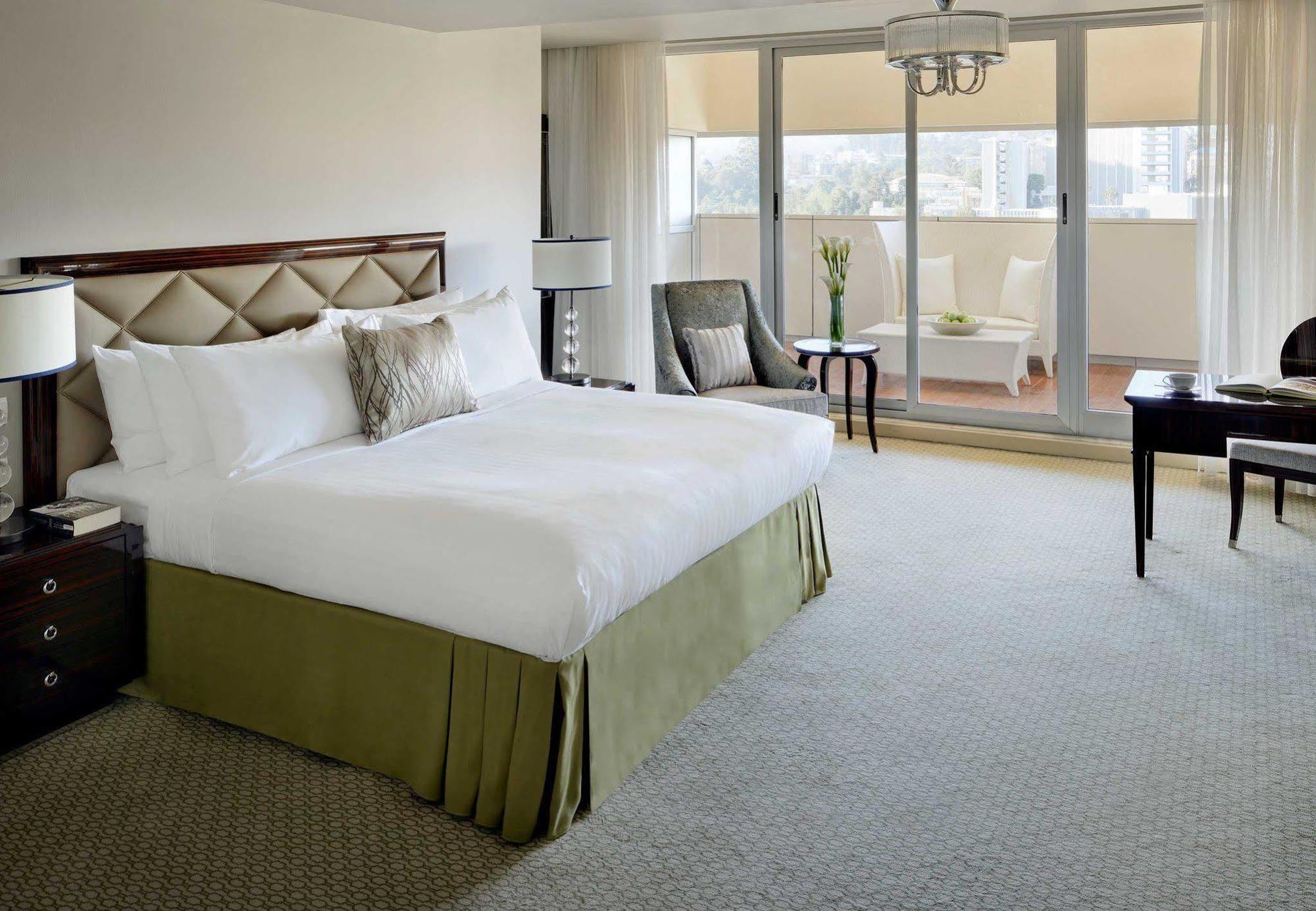 Marriott Executive Apartments Адис Абеба Екстериор снимка